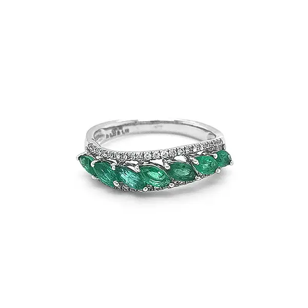 Goldring mit Smaragden und Diamanten