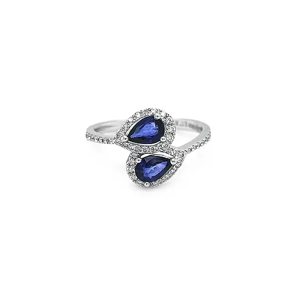 Goldring mit Saphir und Diamanten