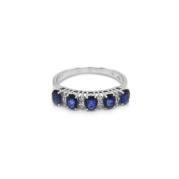 Goldring mit Saphiren und Diamanten