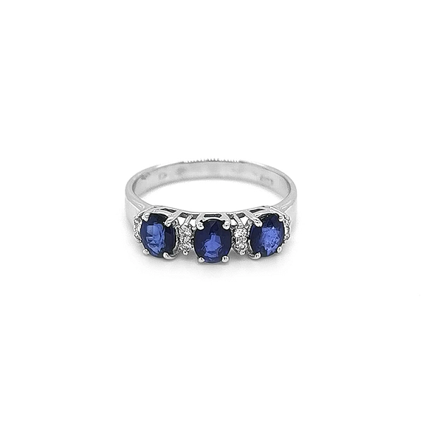 Goldring mit Saphiren und Diamanten