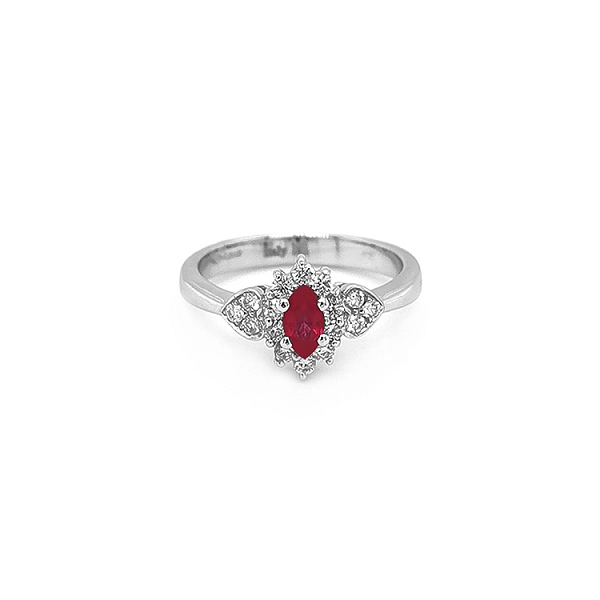 Goldring mit Rubin und Diamanten
