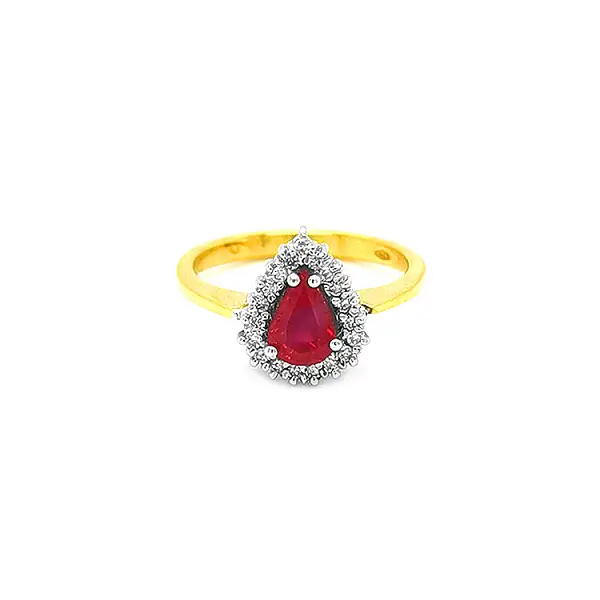 Goldring mit Rubin und Diamanten