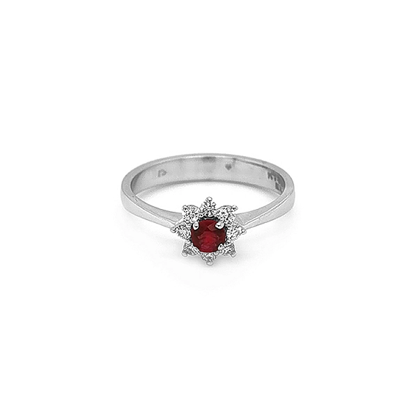 Goldring mit Rubin und Diamanten