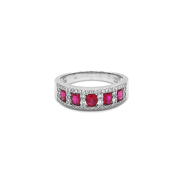 Goldring mit Rubinen und Diamanten