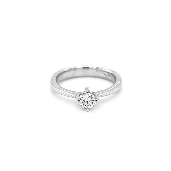 Gold Verlobungsring mit Diamant