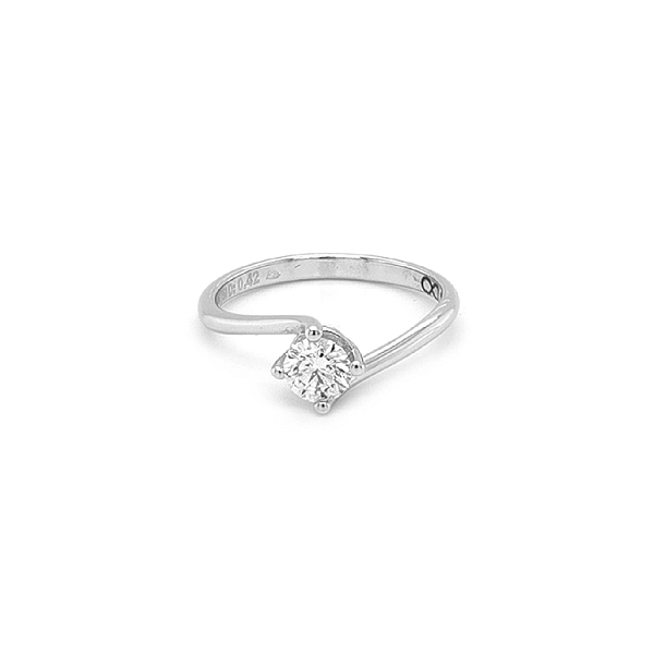 Gold Verlobungsring mit Diamant