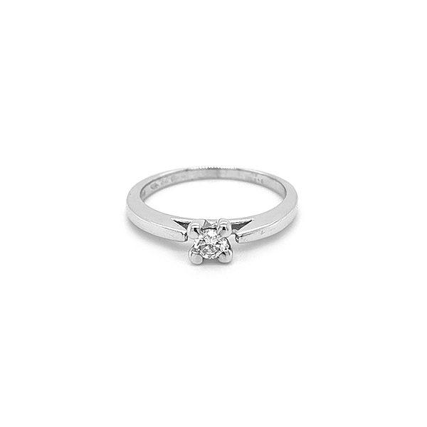Gold Verlobungsring mit Diamant