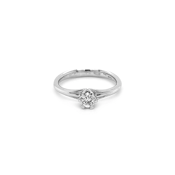 Gold Verlobungsring mit Diamant