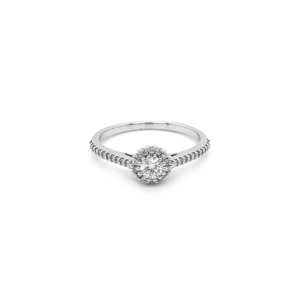 Verlobungsring aus Gold mit Diamanten