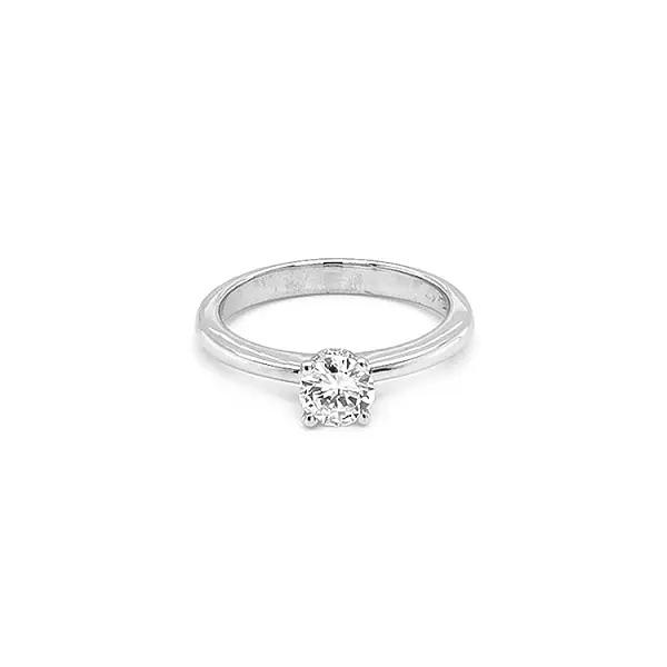 Gold Verlobungsring mit Diamant