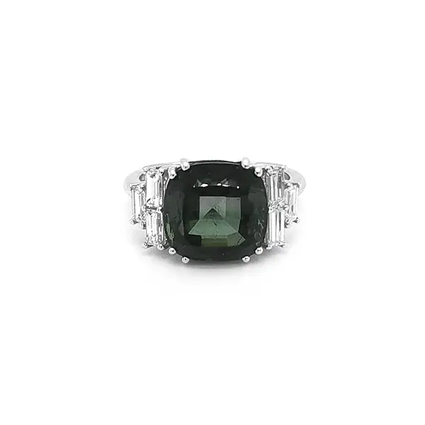 Goldring mit grünem Turmalin