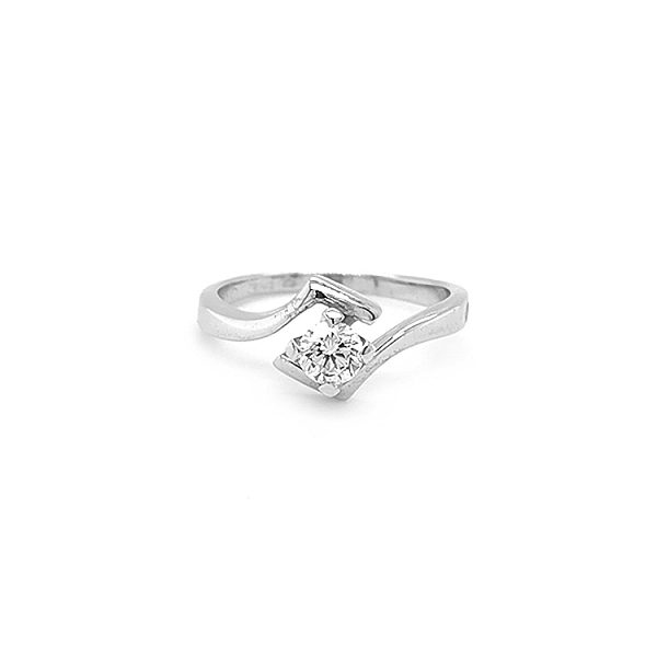 Gold Verlobungsring mit Diamant