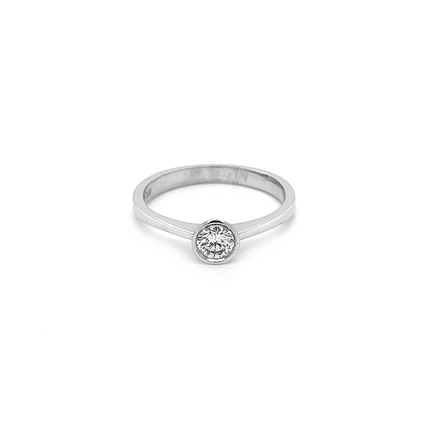 Gold Verlobungsring mit Diamant