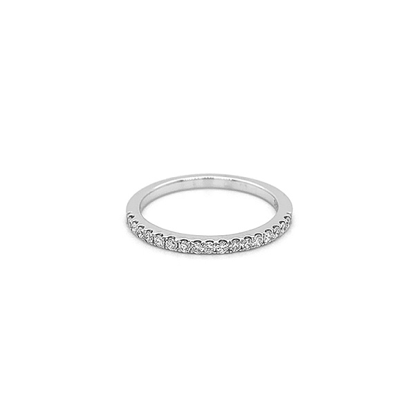 Goldring mit Diamanten
