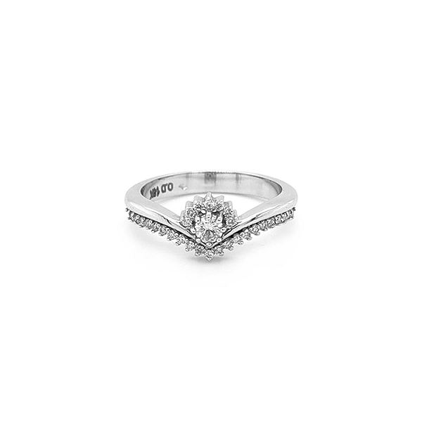 Goldring mit Diamanten