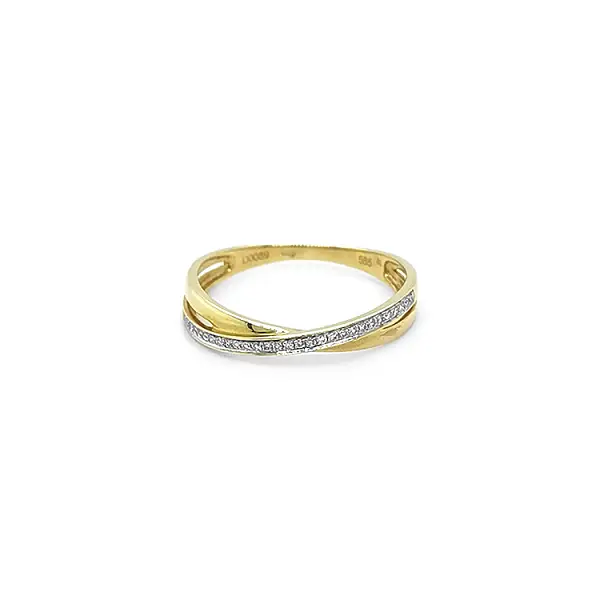 Goldring mit Diamanten