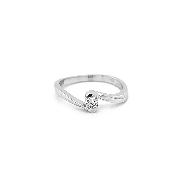 Gold Verlobungsring mit Diamant