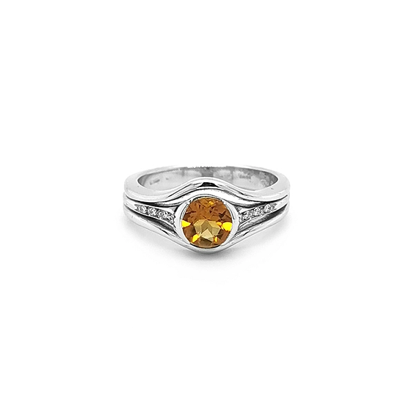 Goldring mit Citrin und Diamanten