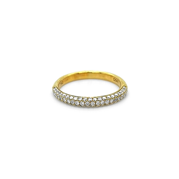 Goldring mit Diamanten