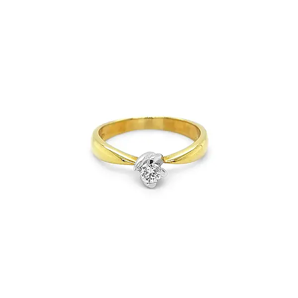 Gold Verlobungsring mit Diamant