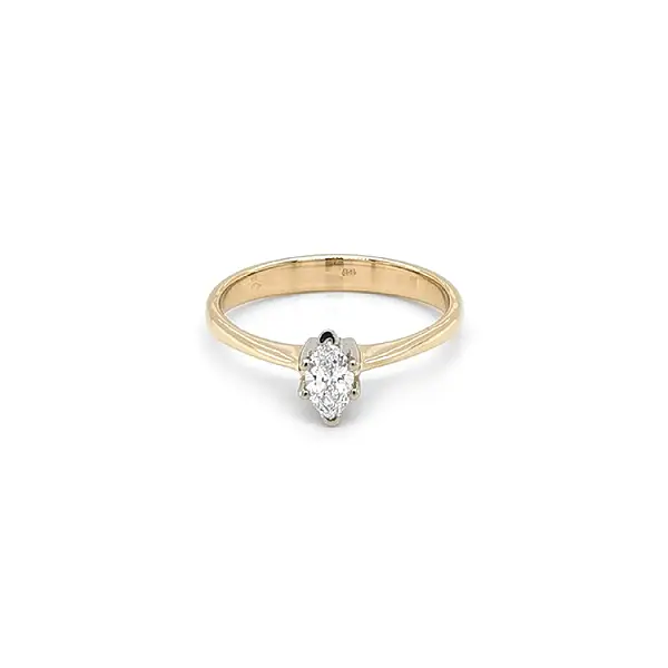 Gold Verlobungsring mit Diamant