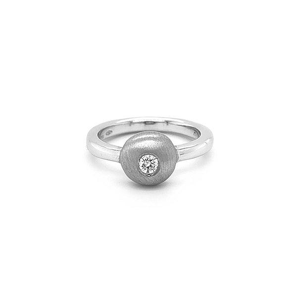 Goldring mit Diamant