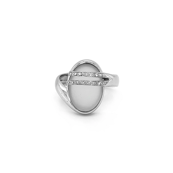 Goldring mit Quarz und Diamanten