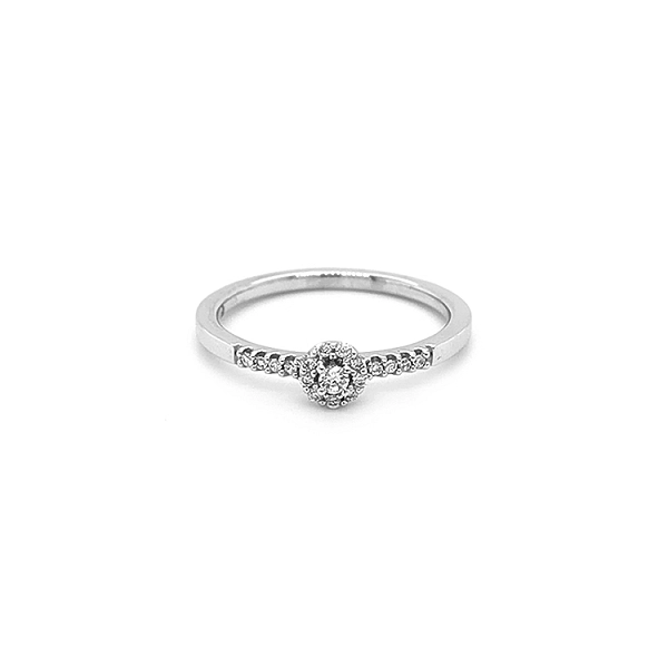 Verlobungsring aus Gold mit Diamanten