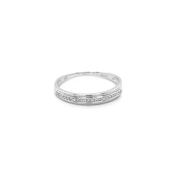 Goldring mit Diamanten