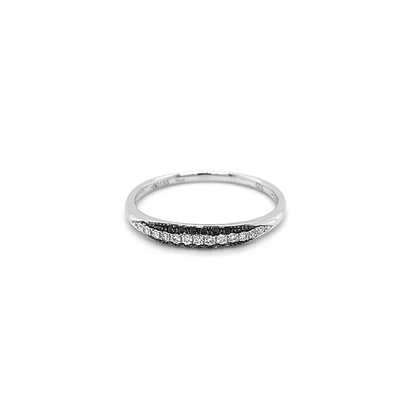 Goldring mit schwarzen und weißen Diamanten