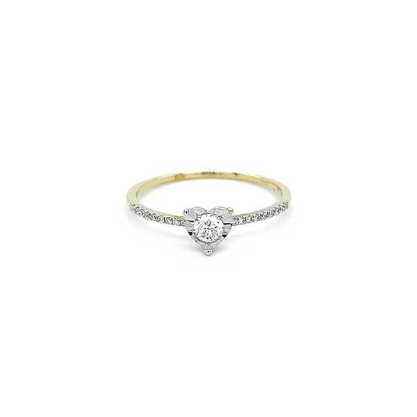 Verlobungsring aus Gold mit Diamanten