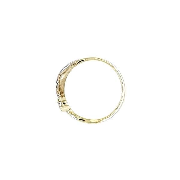 Goldring mit Diamant