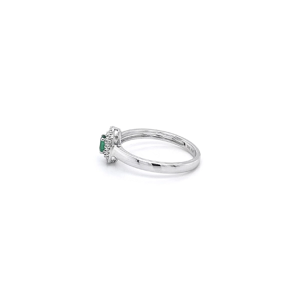 Goldring mit Smaragd und Diamanten