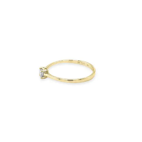 Gold Verlobungsring mit Diamant