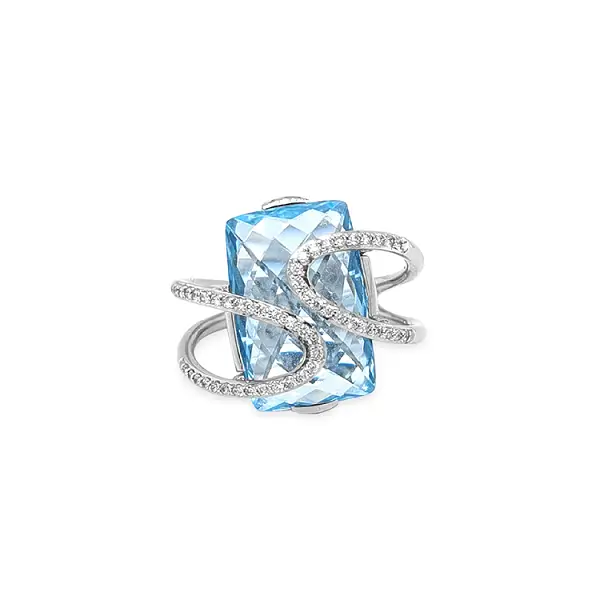 Goldring mit Blautopas und Diamanten