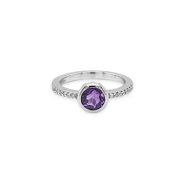 Goldring mit Amethyst und Diamanten