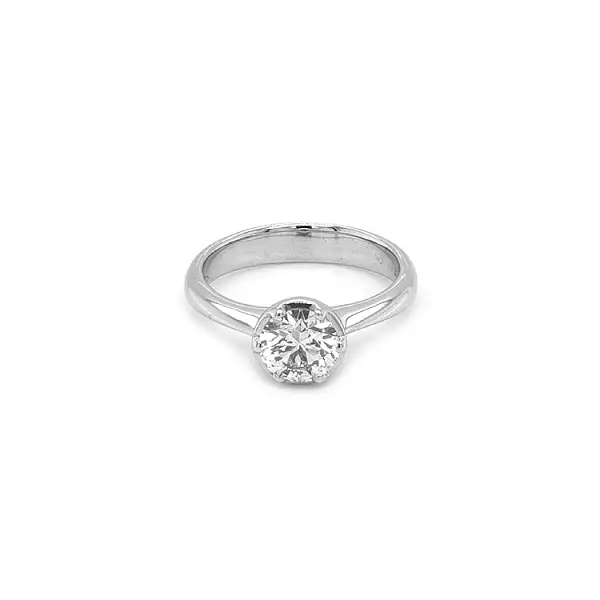 Verlobungsring aus Gold mit Diamant