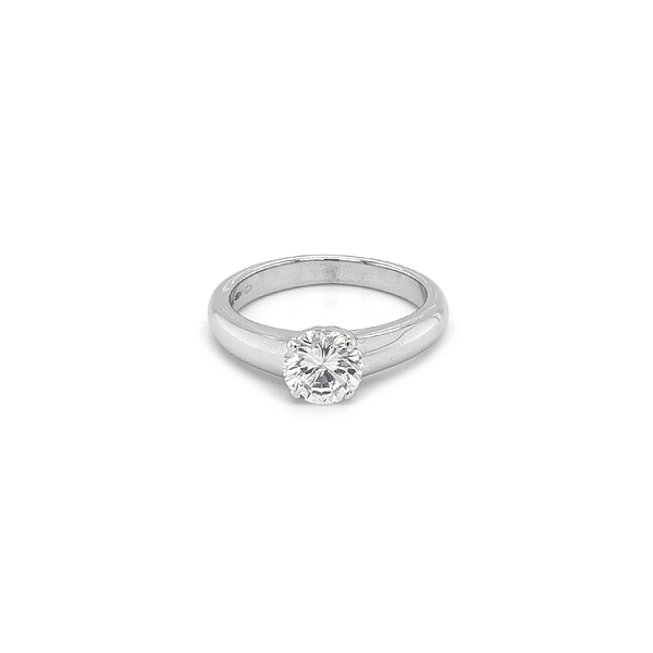 Verlobungsring aus Gold mit Diamanten