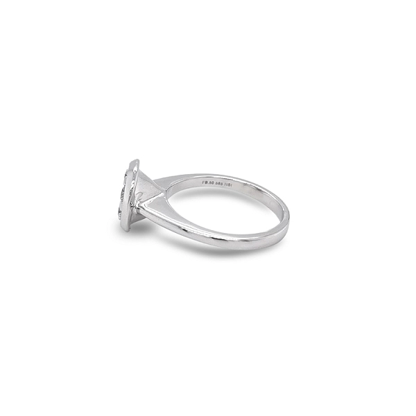 Goldring mit Diamanten