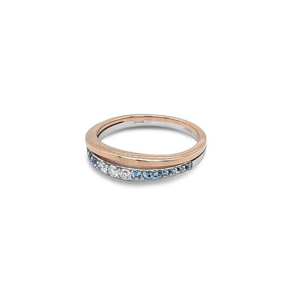 Goldring Topase und Diamanten