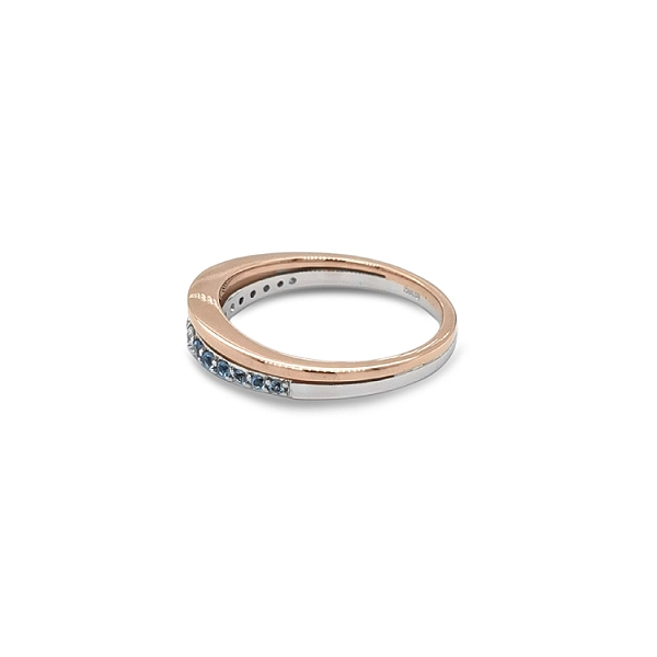 Goldring Topase und Diamanten