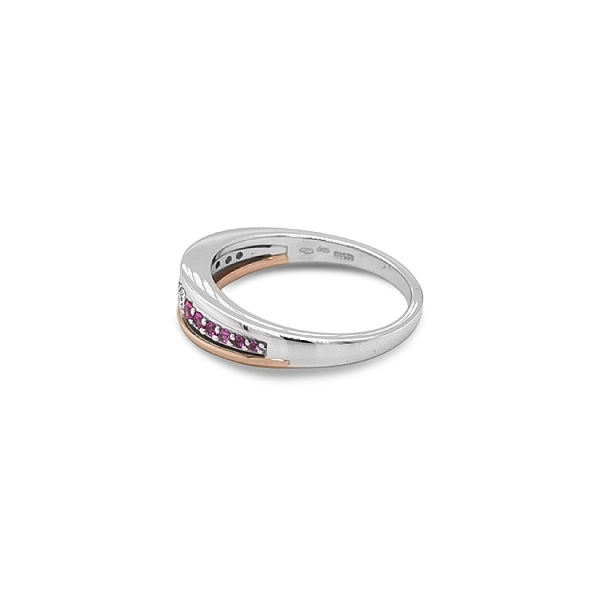 Goldring mit rosa Saphiren und Diamanten
