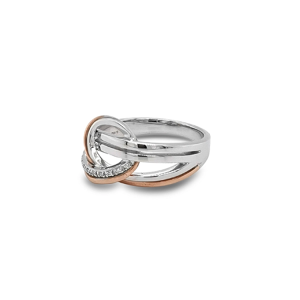 Goldring mit Diamanten