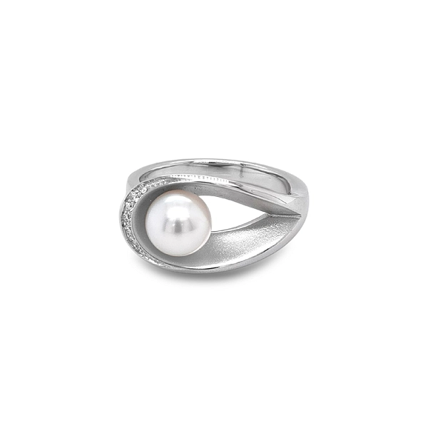 Goldring Naturperle und Diamanten