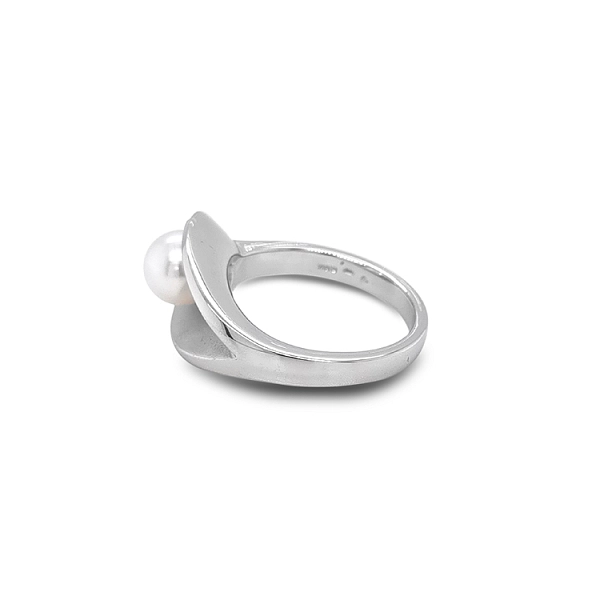 Goldring Naturperle und Diamanten