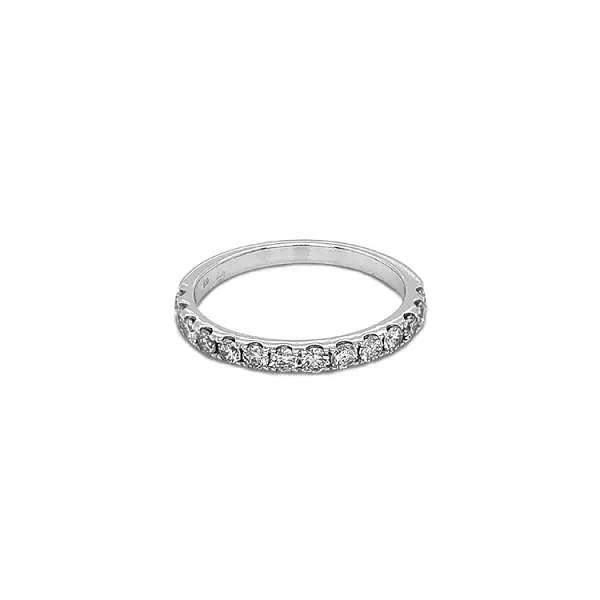 Goldring mit Diamanten