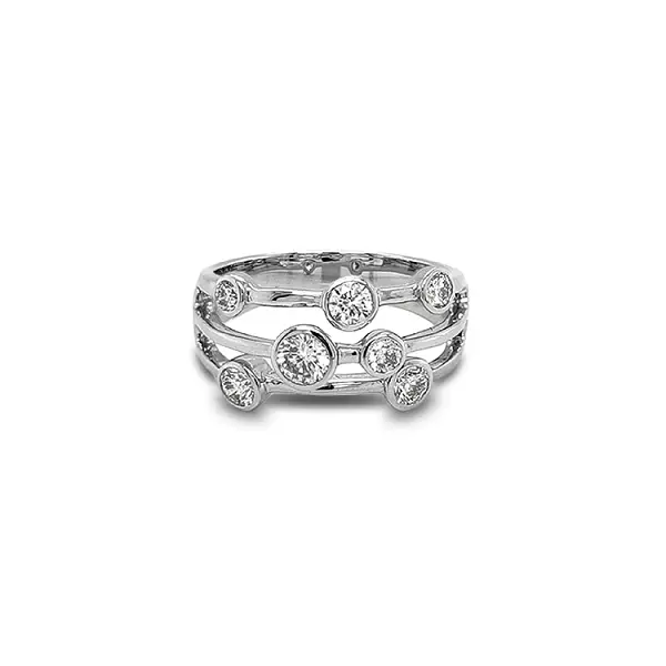 Goldring mit Diamanten