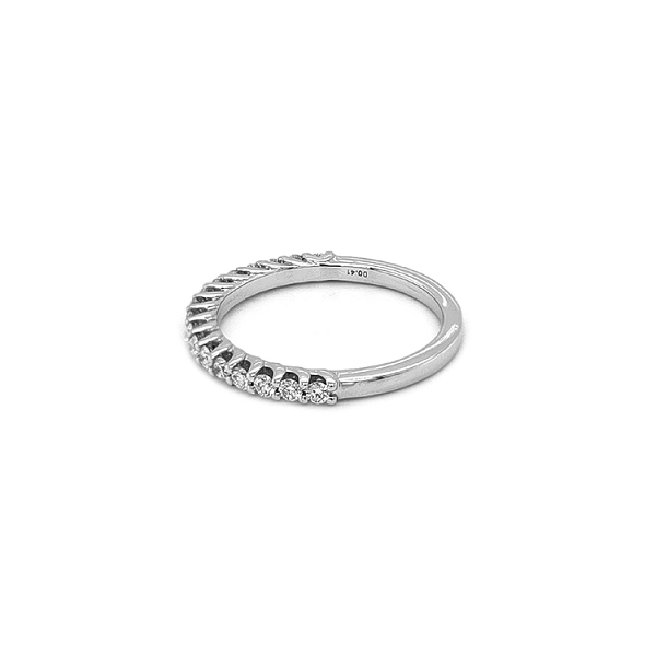 Goldring mit Diamanten