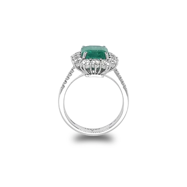 Goldring mit Smaragd und Diamanten
