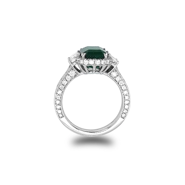 Goldring mit Smaragd und Diamanten